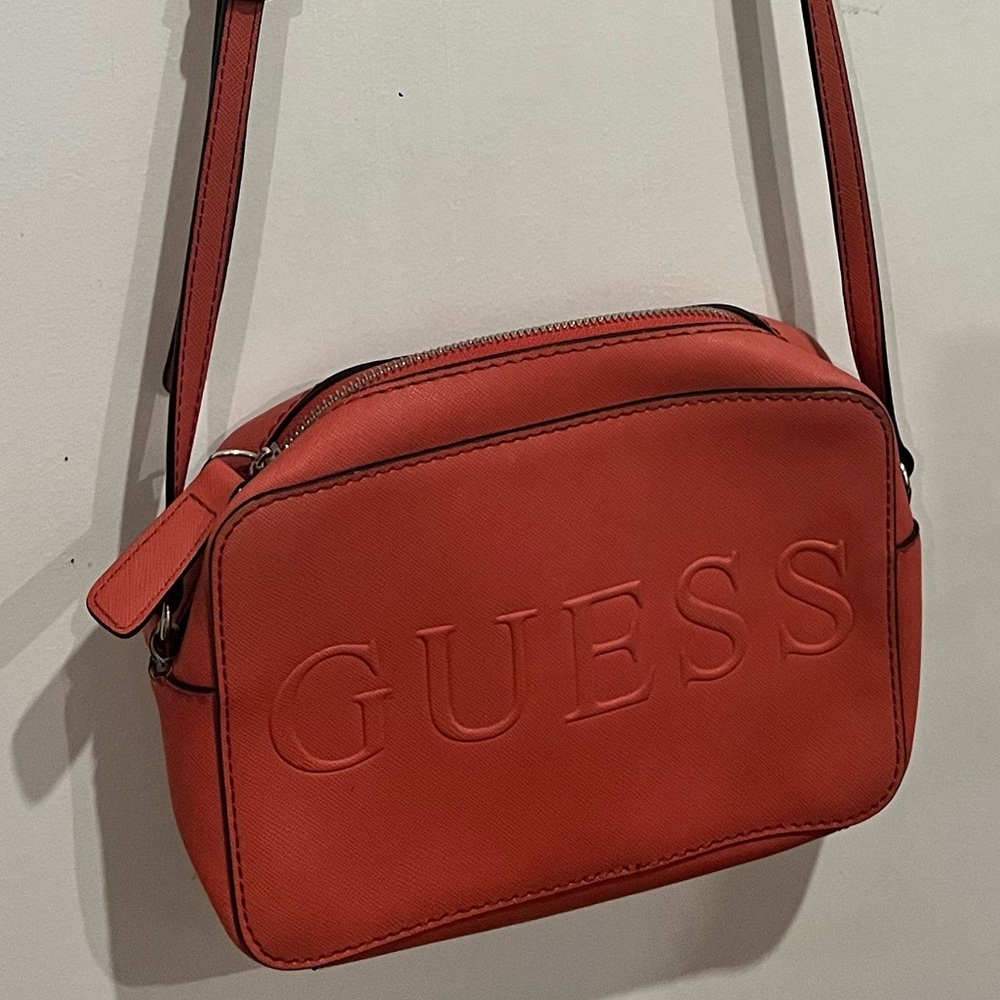 GUESS crossbody bag